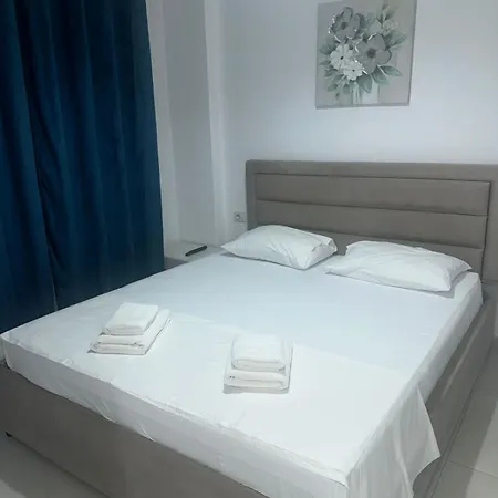 Apartment Erik Himare